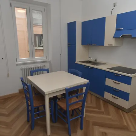 Apartment Nel Centro Di Colico